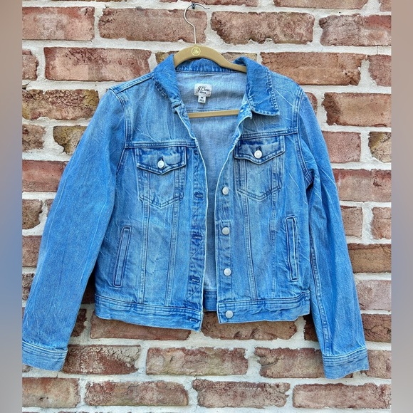 J. Crew New Classic Denim Jacket in Bianca Wash - Picture 5 of 13